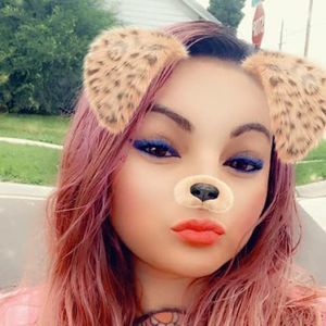 Meet your Posher, Alexandra